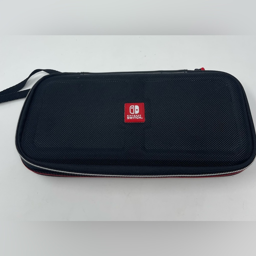 NINTENDO: Switch Protective Travel Case. Black/Red